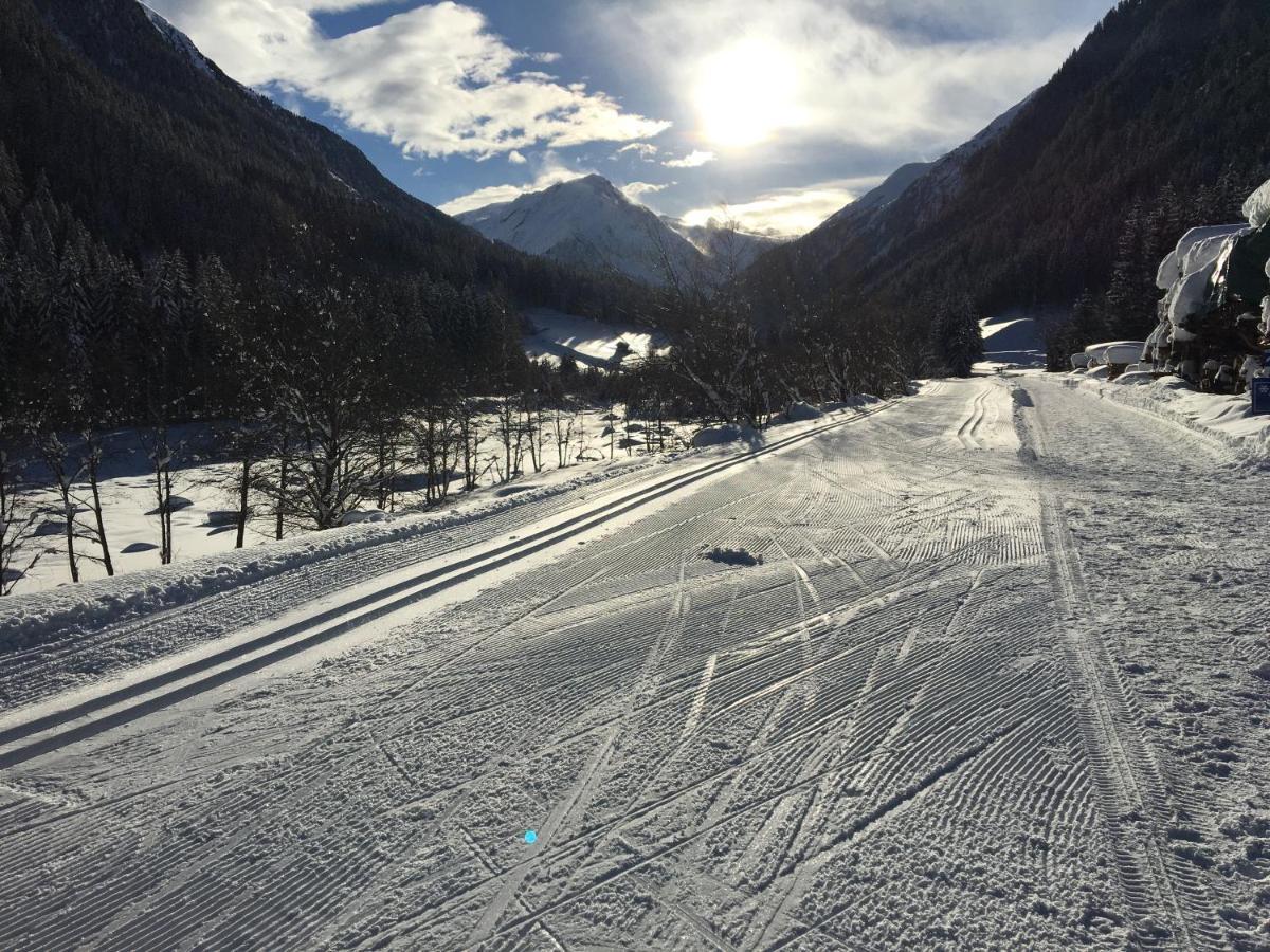 Appartements Fam. Gleinser Mirella Neustift im Stubaital Exterior photo