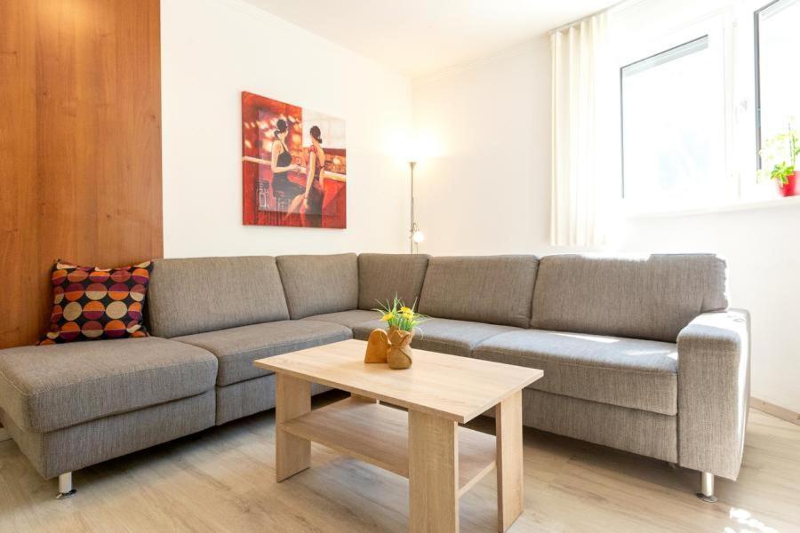 Appartements Fam. Gleinser Mirella Neustift im Stubaital Exterior photo